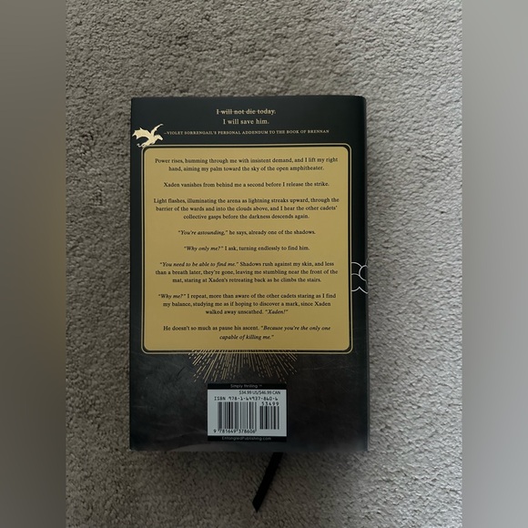 Onyx Storm Target Exclusive book - Picture 2 of 3